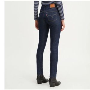 NEW | Levi’s 501 Skinny Dark Wash Ankle Length 27